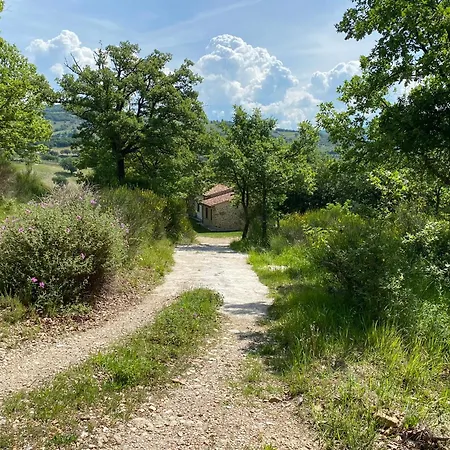 Casale Castro - Serrina Pianello (Umbria)