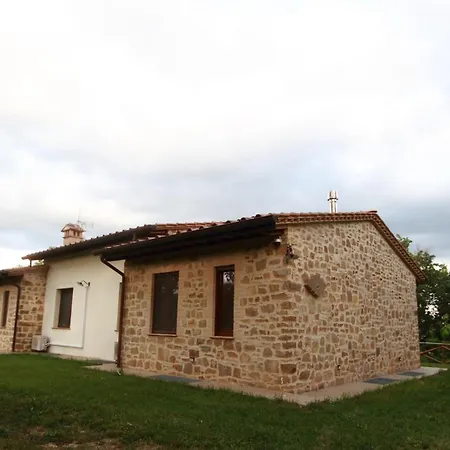 Casale Castro - Serrina * Pianello (Umbria)