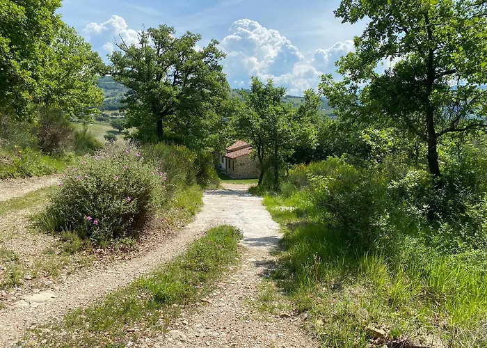 Casale Castro - Serrina Pianello (Umbria)