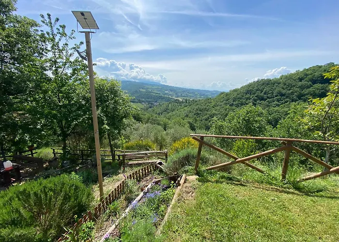 Casale Castro - Serrina * Pianello (Umbria)